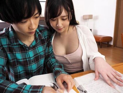 Cám dỗ khó cưỡng từ cô gia sư vú to xinh đẹp Cám dỗ khó cưỡng từ cô gia sư vú to xinh đẹp