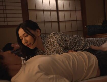 Cậu học trò số hưởng chén cô giáo vú to khi đi cắm trại Cậu học trò số hưởng chén cô giáo vú to khi đi cắm trại