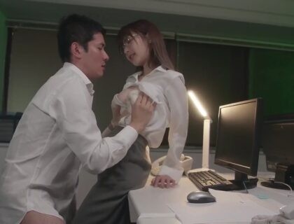 Cô bạn gái cực dâm của tôi thỏa mãn tình dục mọi lúc Cô bạn gái cực dâm của tôi thỏa mãn tình dục mọi lúc