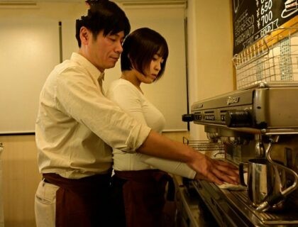 Cô vợ xinh đi làm thêm bị cưỡng hiếp bởi ông chủ vì giúp chồng kiếm tiền Cô vợ xinh đi làm thêm bị cưỡng hiếp bởi ông chủ vì giúp chồng kiếm tiền