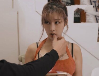 Địt em gái mới quen qua mạng ngay lần đầu hẹn hò Địt em gái mới quen qua mạng ngay lần đầu hẹn hò