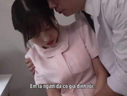 Nữ y tá vụng trộm cùng tên bác sĩ dâm đãng Nữ y tá vụng trộm cùng tên bác sĩ dâm đãng