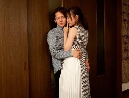 Sex đặc biệt: Hoán đổi thân xác cùng cô bạn thân xinh đẹp Sex đặc biệt: Hoán đổi thân xác cùng cô bạn thân xinh đẹp