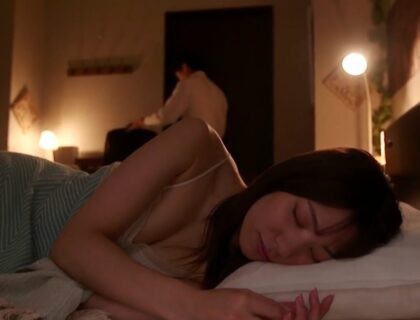 Sống thử cùng cô bạn thân dâm đãng khi đến ở nhờ Sống thử cùng cô bạn thân dâm đãng khi đến ở nhờ