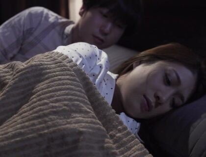 Vợ thèm khát tình dục mãnh liệt cùng người lạ vô tâm với chồng và… Vợ thèm khát tình dục mãnh liệt cùng người lạ vô tâm với chồng và…